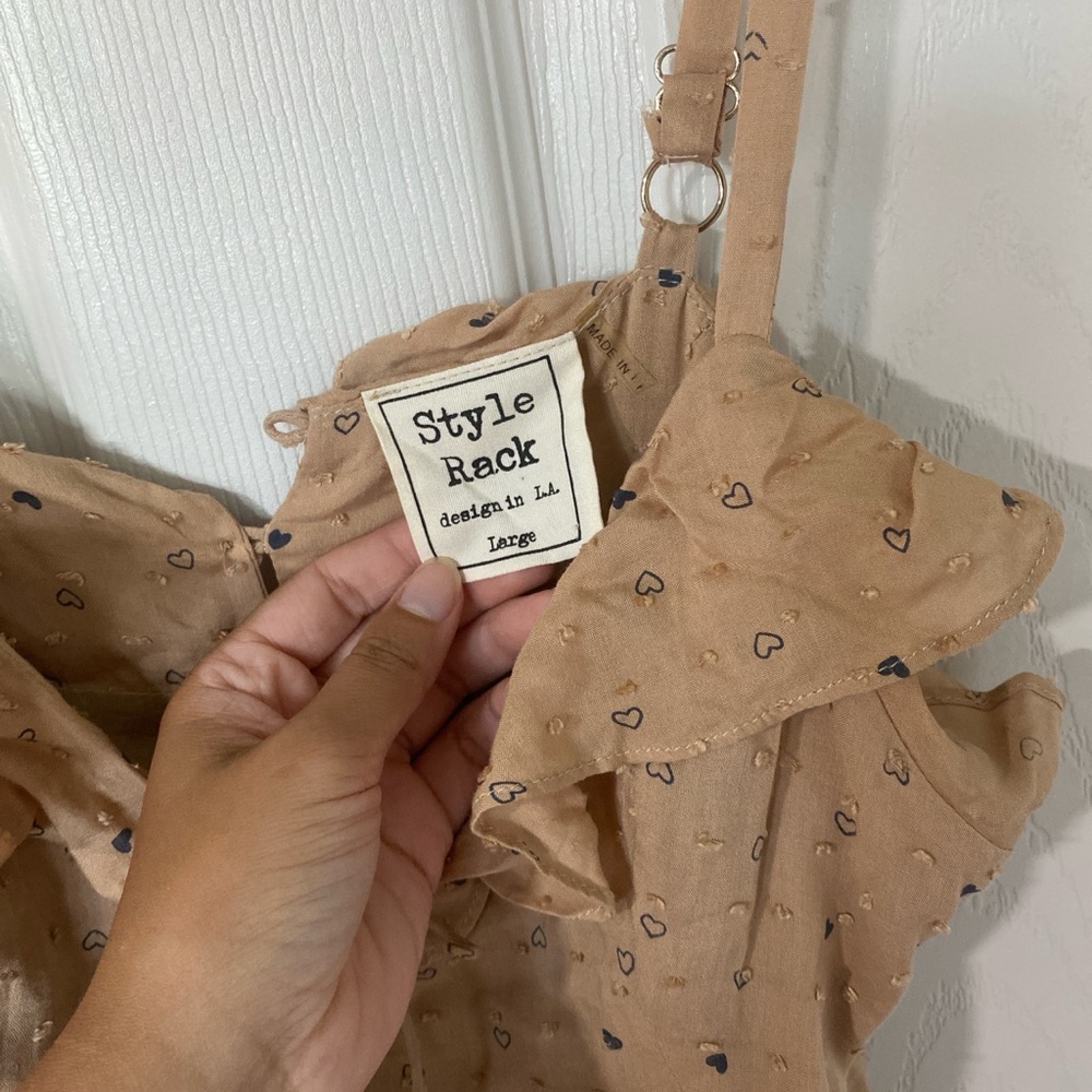 Style Rack Heart Patterned Tan Dress - Picture 3 of 3